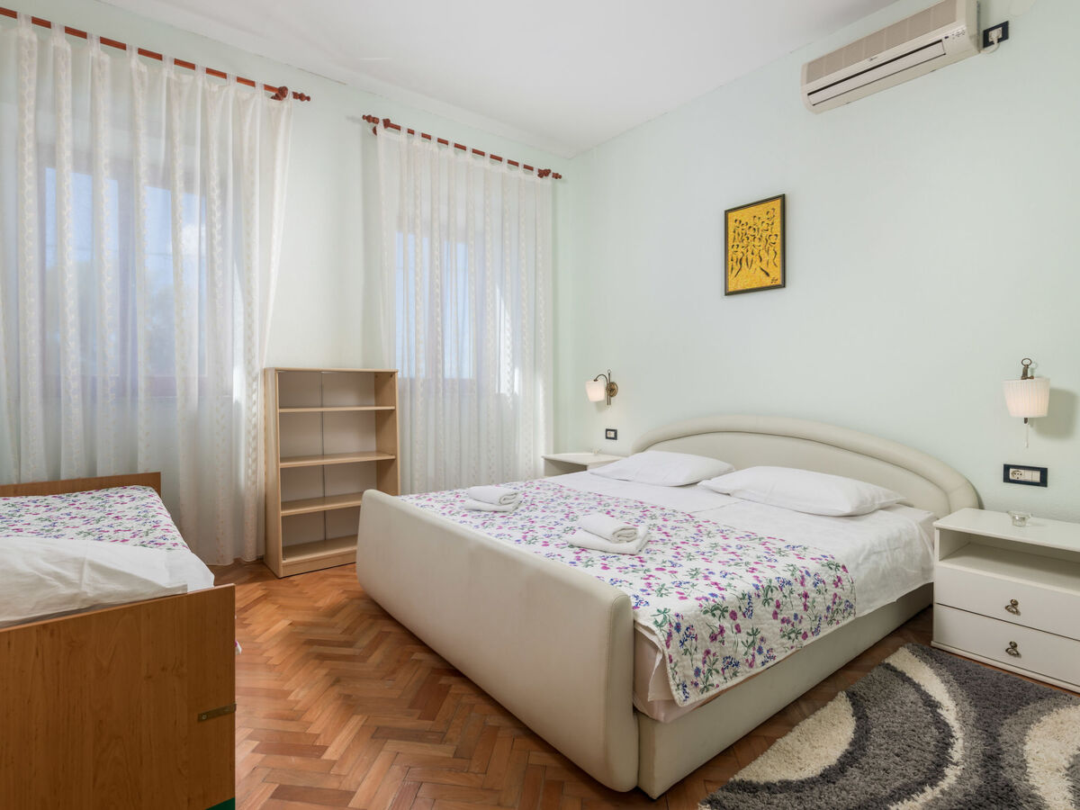 Maison Petra avec piscine privée à Crikvenica - Photo 9