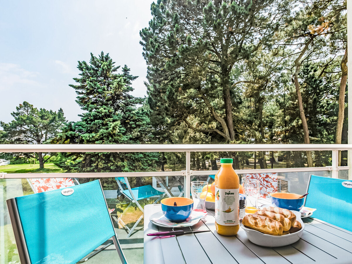 Studio rénové 26 m² avec balcon vue jardin à Carnac - Photo 5