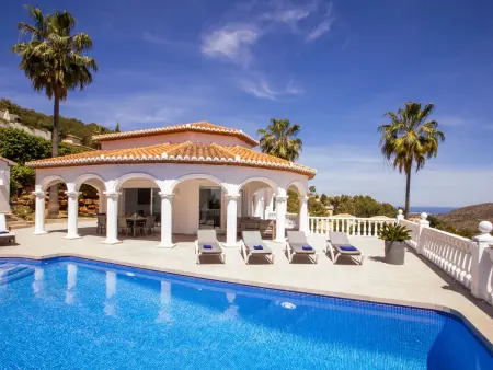 Villa Alta Vista à Dénia : piscine privée et vue panoramique : photo 2