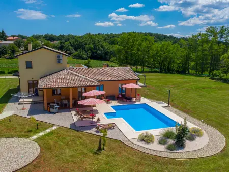 Villa Frankovići – Maison 250 m² piscine privée : photo 21