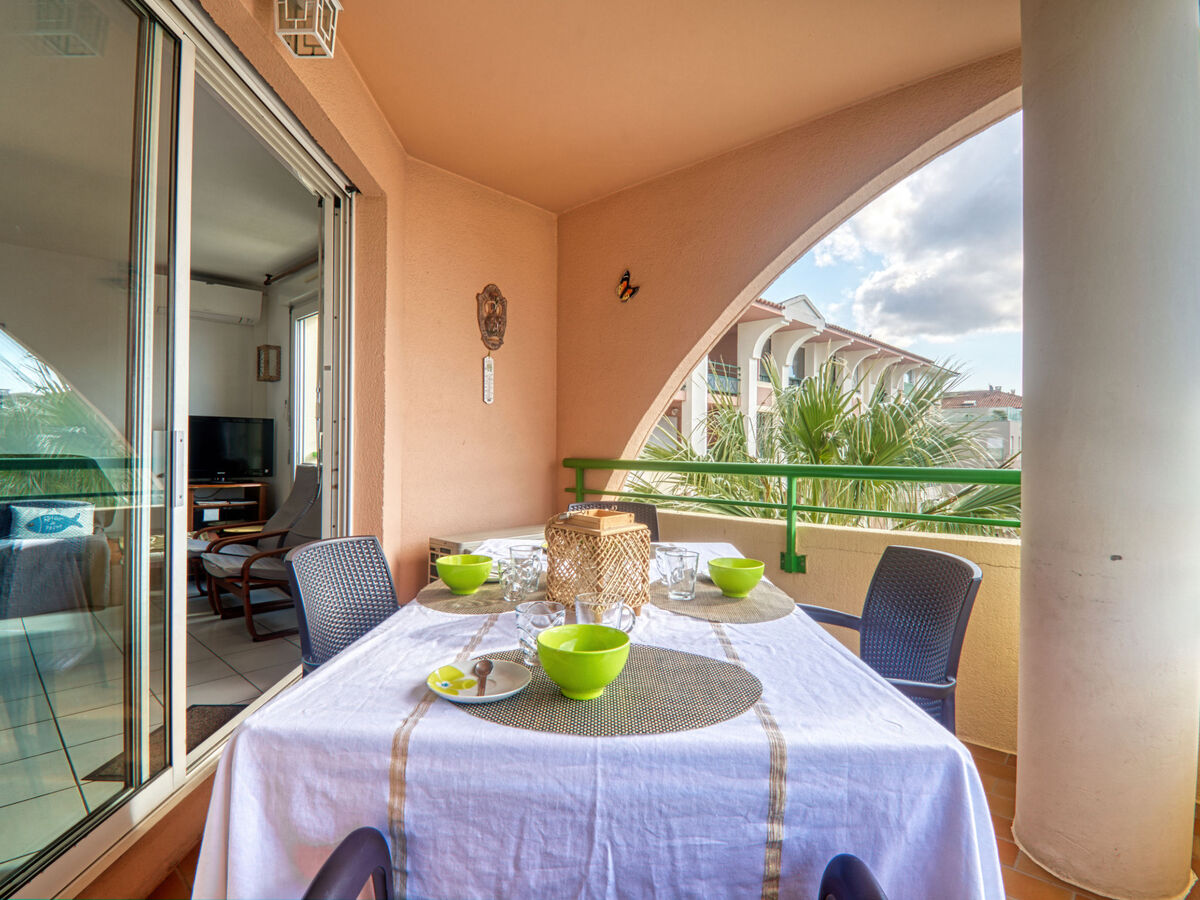 Appartement Bleu Marine à Fréjus, vue mer et port - Photo 12