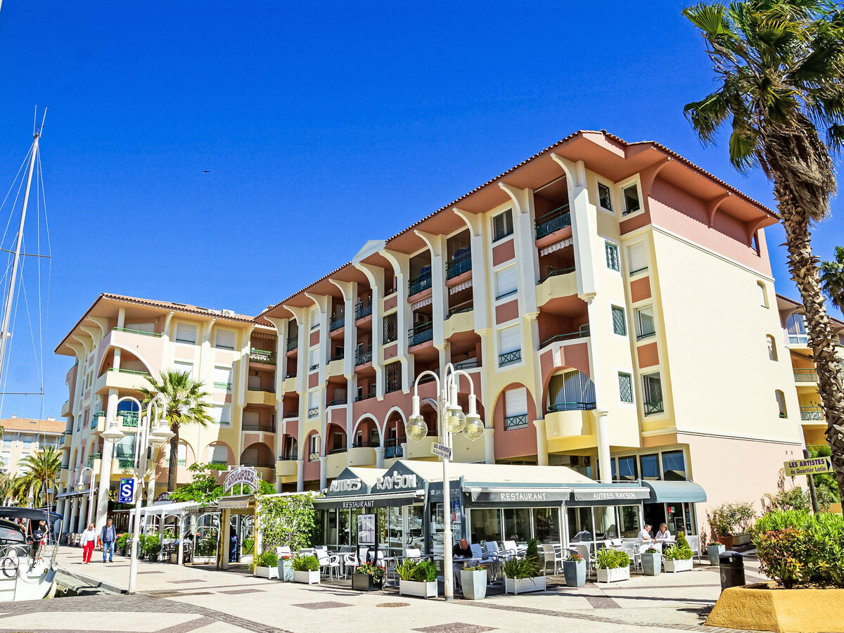 Appartement Bleu Marine à Fréjus, vue mer et port - Photo 18