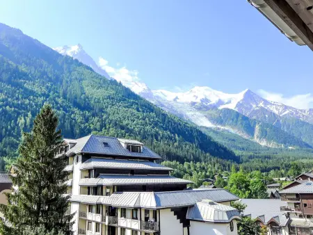 Appartement 3 chambres vue montagne à Chamonix : photo 11