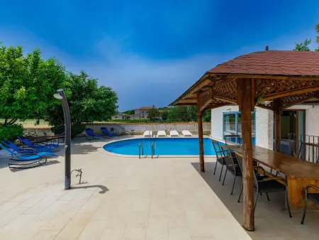 Maison Jadranka avec piscine privée à Marčana : photo 5
