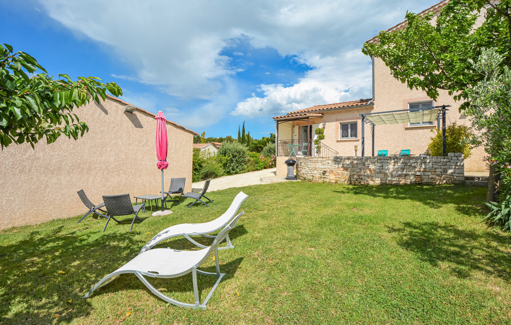 Maison moderne à Barjac avec piscine partagée - Photo 13