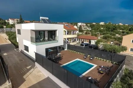 Villa Tuta, Villa à Pakoštane près de Plage & Piscine - Photo 2