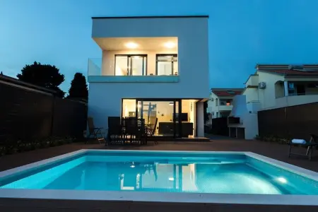 Villa Tuta, Villa à Pakoštane près de Plage & Piscine - Photo 3