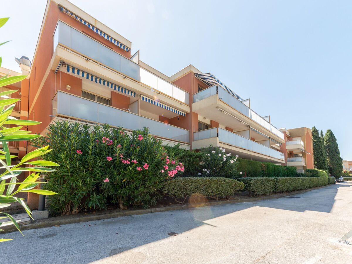 Apt La Croix du Sud – Cavalaire, 50 m plage - Photo 5