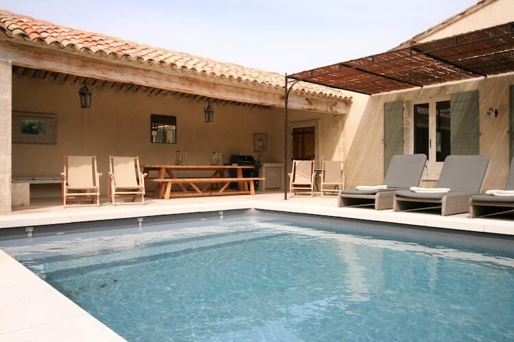 La Charm, villa 8 pers. avec piscine chauffée à Eygalières - Photo 9