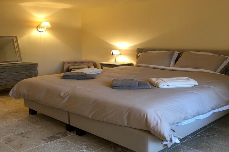 La Charm, villa 8 pers. avec piscine chauffée à Eygalières - Photo 14