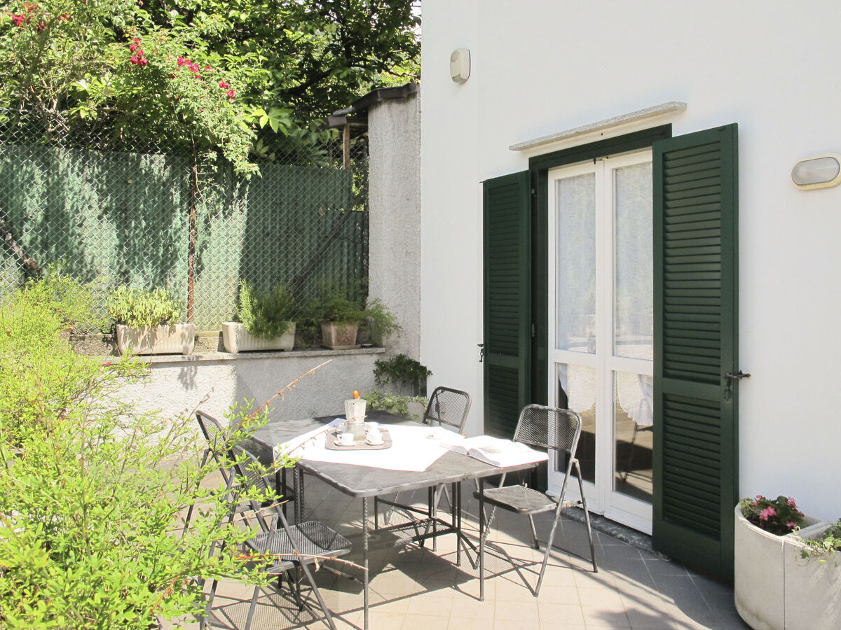 Maison Gaia à Bellano, piscine saisonnière et vue lac - Photo 4
