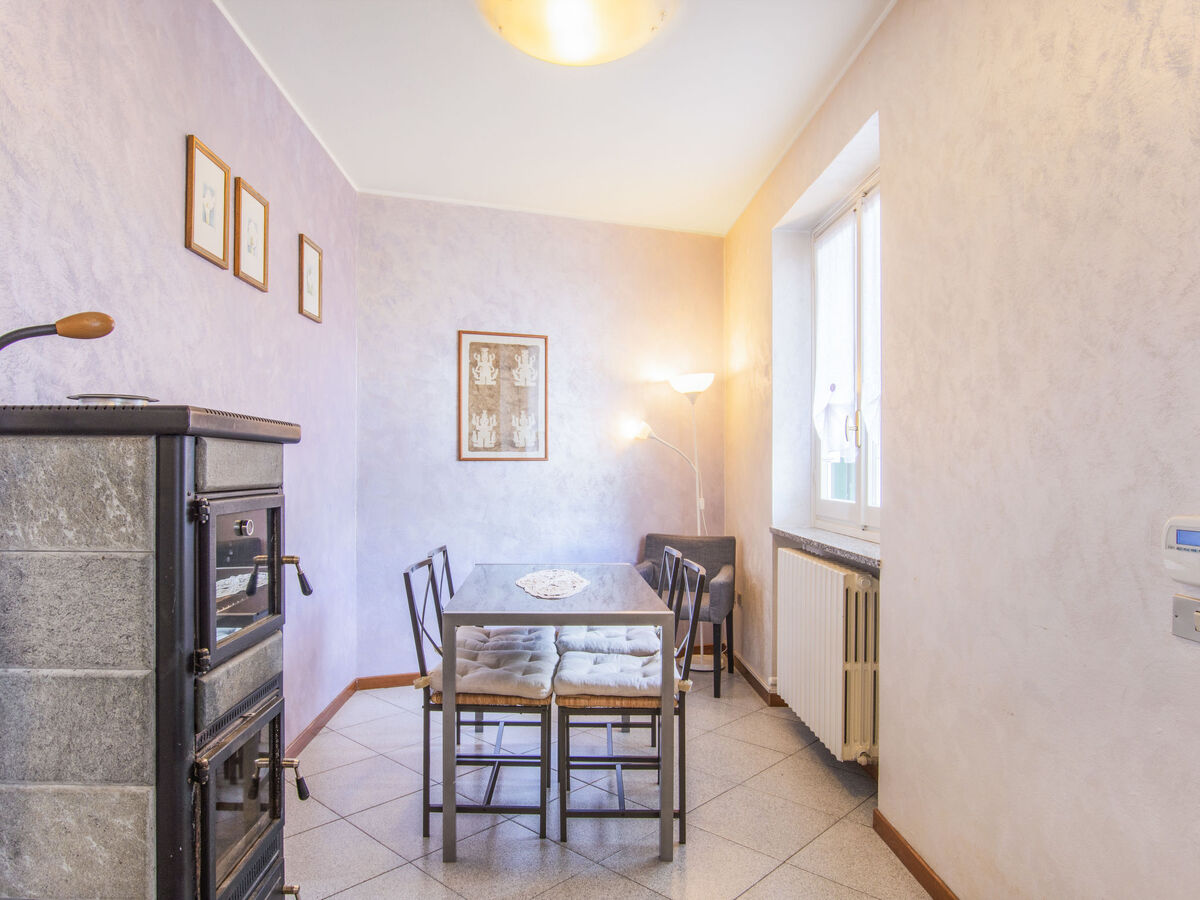 Maison Gaia à Bellano, piscine saisonnière et vue lac - Photo 9