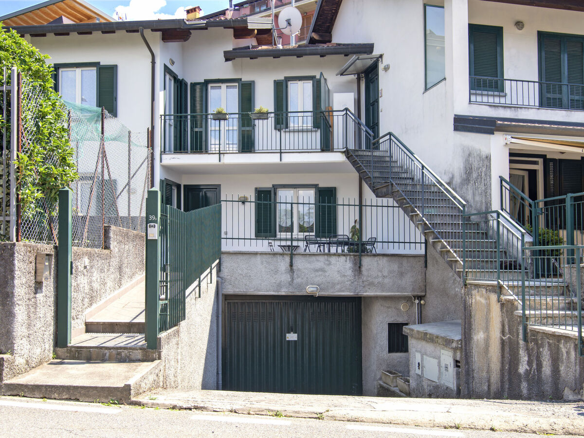 Maison Gaia à Bellano, piscine saisonnière et vue lac - Photo 23