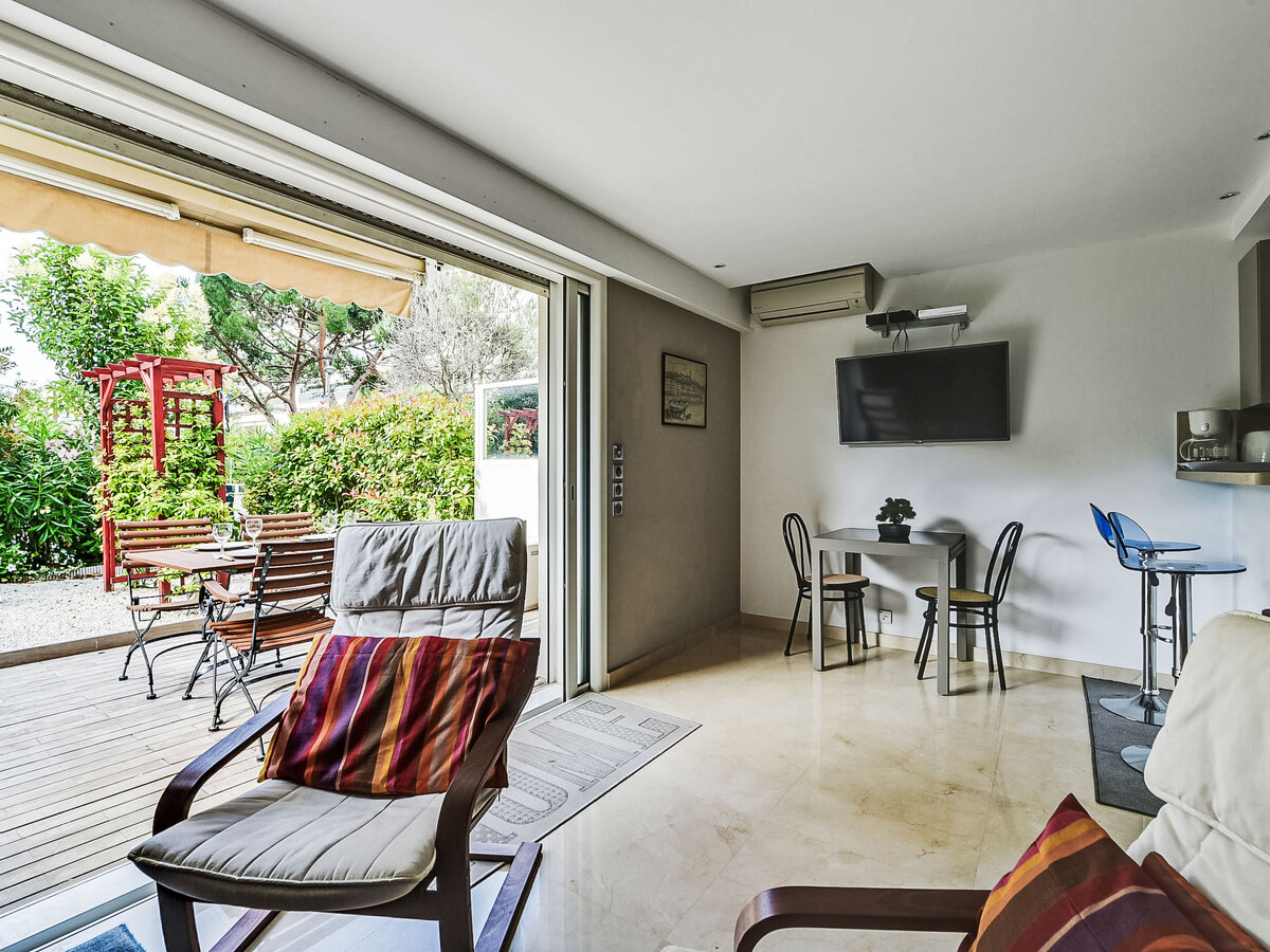 Studio rénové avec terrasse et accès piscine à Cannes - Photo 7