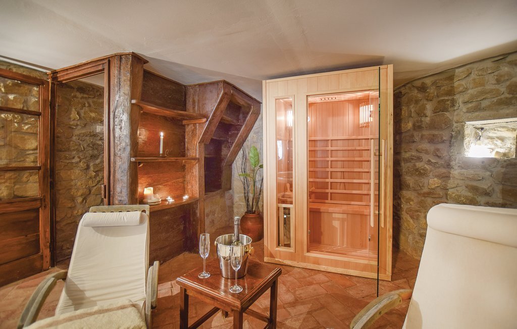Maison jumelée avec sauna et jacuzzi à Comano - Photo 7