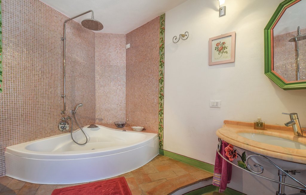 Maison jumelée avec sauna et jacuzzi à Comano - Photo 20