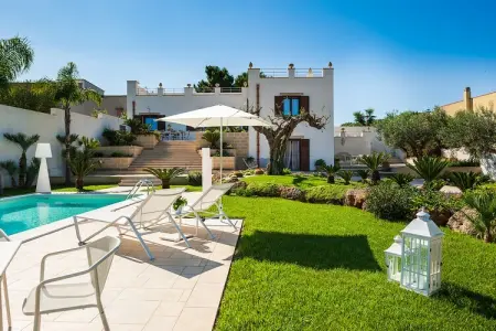 La Pigna Bianca, Villa à Marausa avec Piscine et Sauna - Photo 2