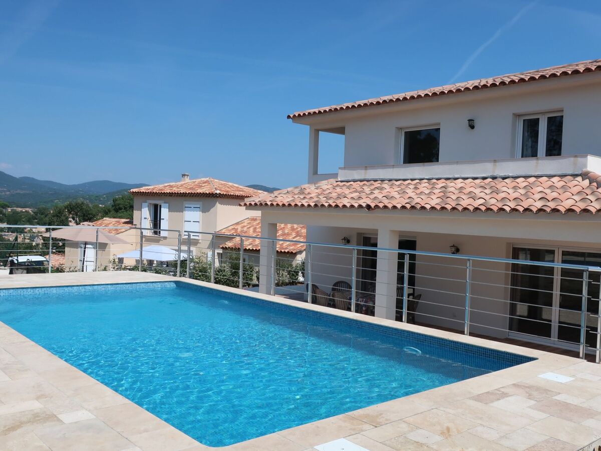Les Hautes Terres : maison 4 chambres avec piscine à Cogolin - Photo 16