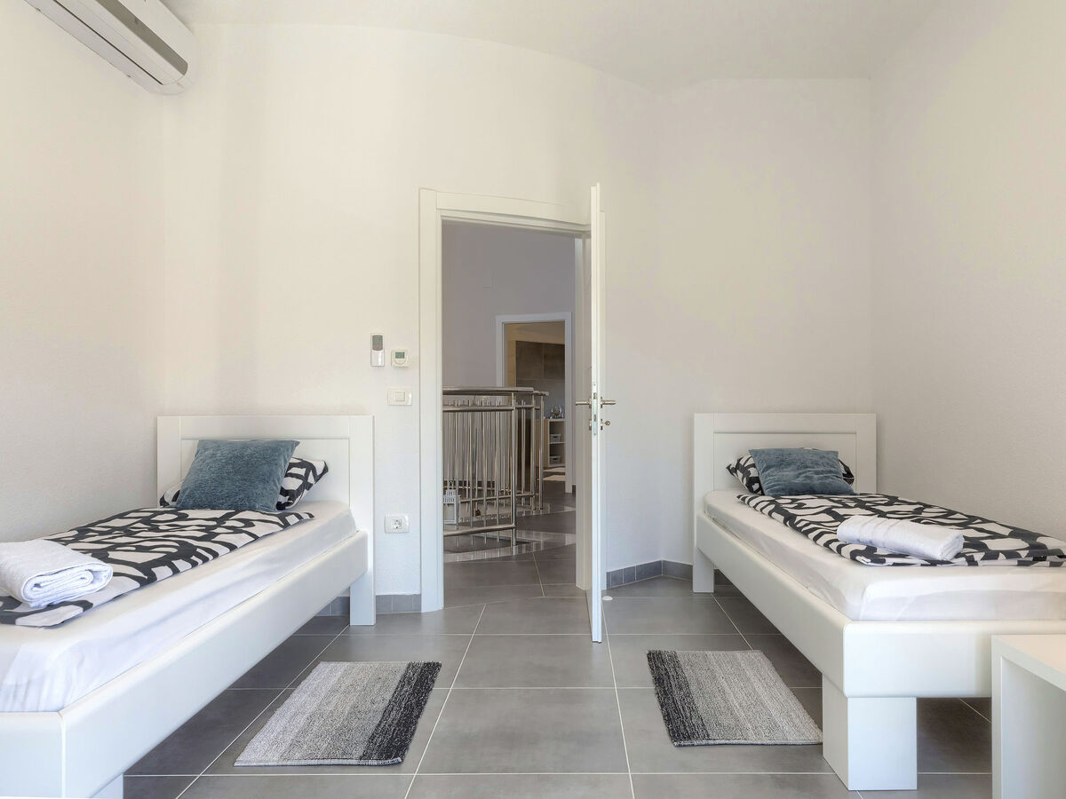 Villa Gocci, maison 270 m² avec piscine privée à Umag - Photo 22