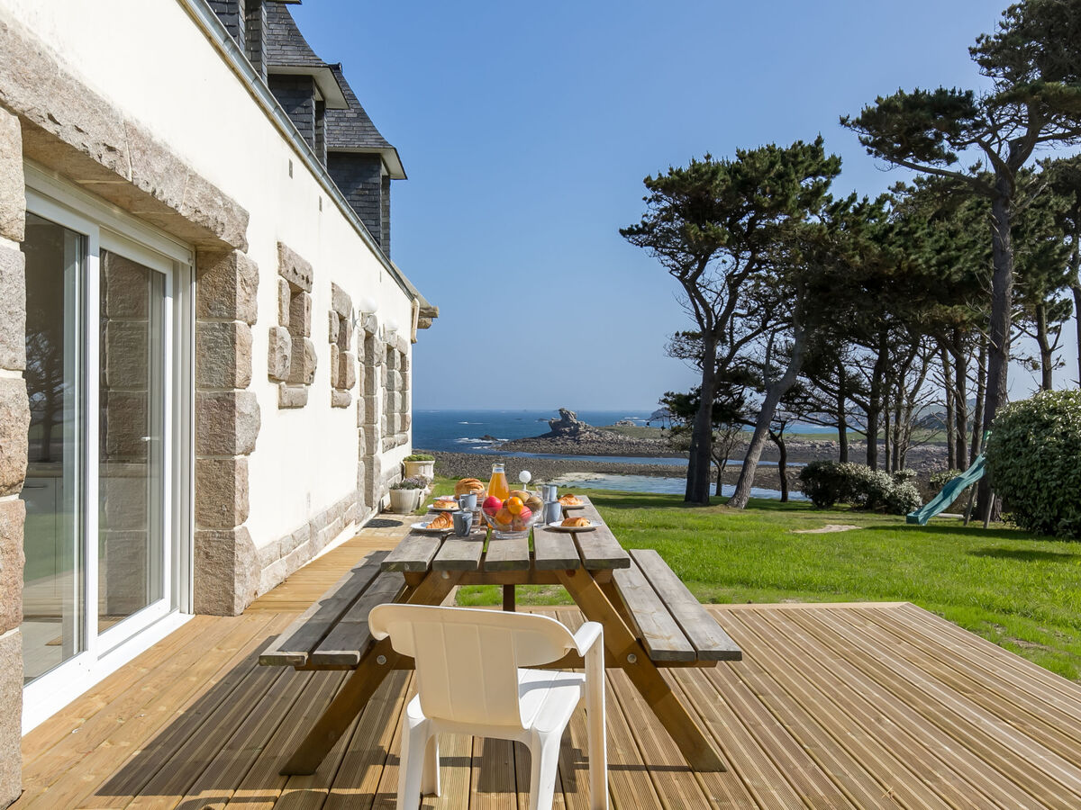 Saint Gonvel – Maison 8 pers. vue mer à Landunvez - Photo 1