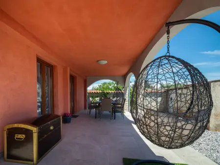 Maison Aleksandra à Pula, 6 pers, terrasse couverte : photo 16
