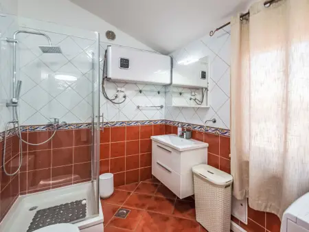 Maison Aleksandra à Pula, 6 pers, terrasse couverte : photo 25