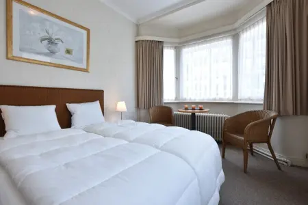 Het huis van Amelie – Maison 12 chambres, 30 m plage : photo 12