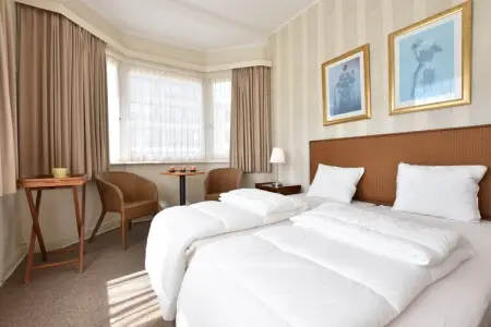 Het huis van Amelie – Maison 12 chambres, 30 m plage : photo 23