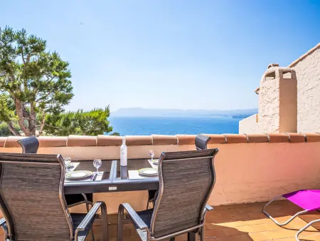 Mas de la Madrague – appartement vue mer, terrasse 19 m² : photo 2