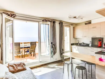 Mas de la Madrague – appartement vue mer, terrasse 19 m² : photo 3