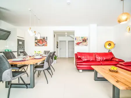 Maison Ivana, 3 chambres avec piscine chauffée à Krk : photo 3