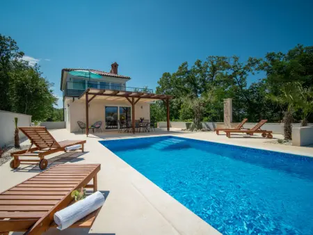 Maison Ivana, 3 chambres avec piscine chauffée à Krk : photo 19