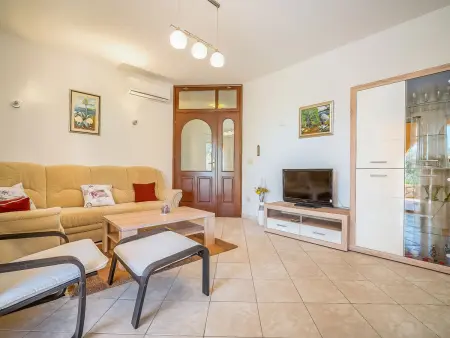 Maison Mila, 8 pers., piscine privée, île de Krk : photo 5