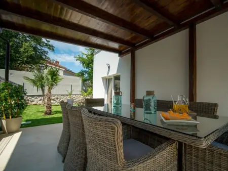 Maison Anđela, Krk : piscine privée et terrasse 80 m² : photo 15