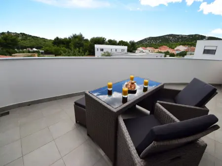 West, maison 5 pièces avec piscine chauffée à Tribunj : photo 18