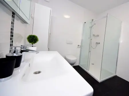West, maison 5 pièces avec piscine chauffée à Tribunj : photo 20