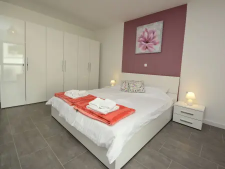 West, maison 5 pièces avec piscine chauffée à Tribunj : photo 22