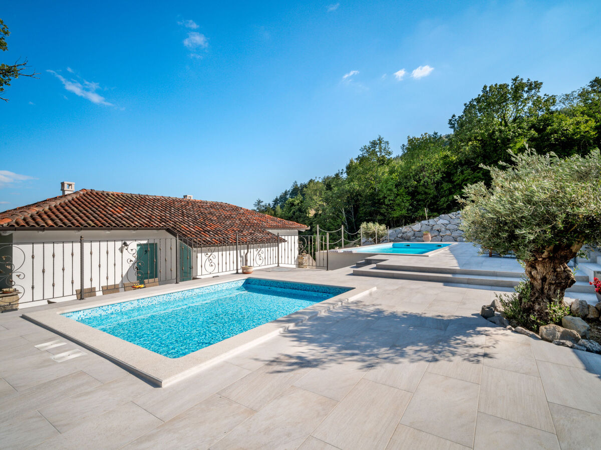 Maison Lapis à Buzet : piscine privée, 3 étages - Photo 2