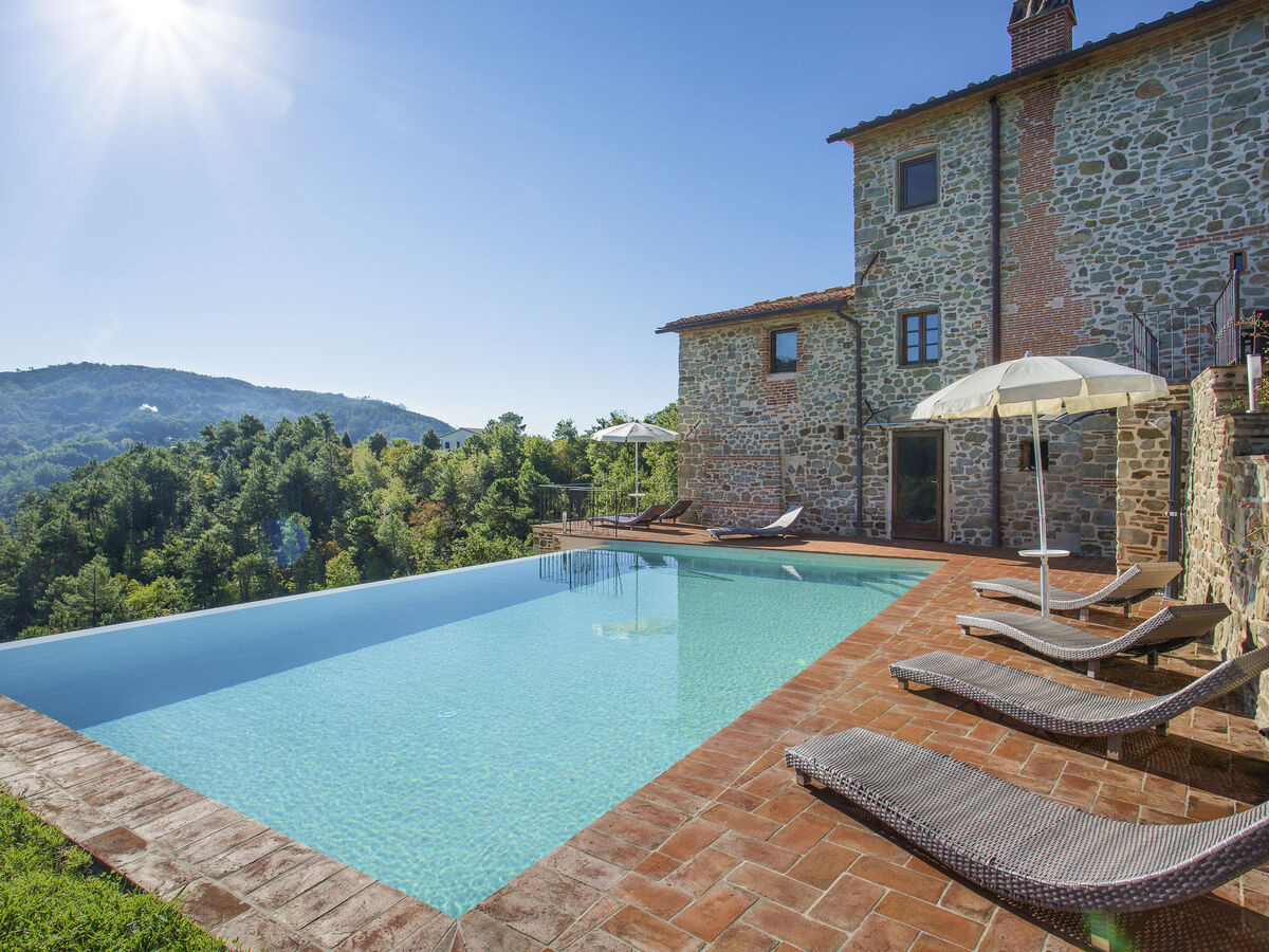 Aurora, gîte 5 chambres avec piscine et sauna à Pescia - Photo 1