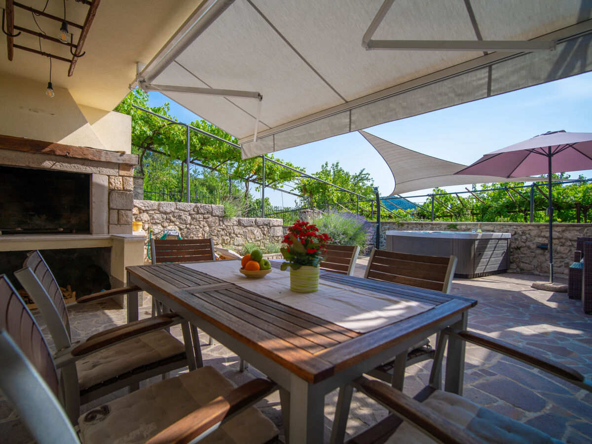 Maison Dedina srića à Crikvenica, piscine chauffée - Photo 2