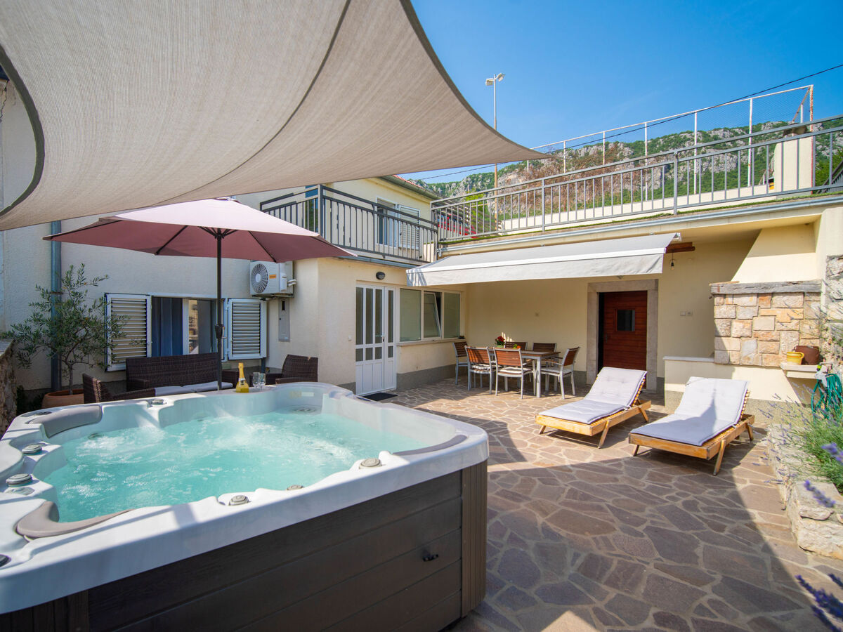 Maison Dedina srića à Crikvenica, piscine chauffée - Photo 4