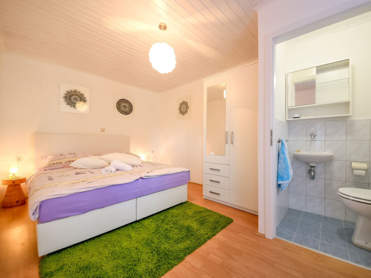 Maison Dedina srića à Crikvenica, piscine chauffée - Photo 8