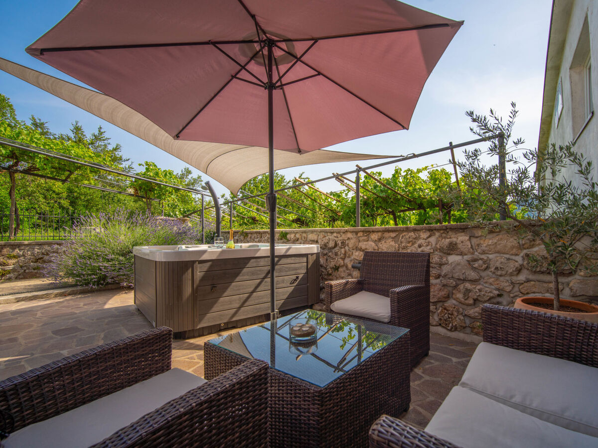 Maison Dedina srića à Crikvenica, piscine chauffée - Photo 12