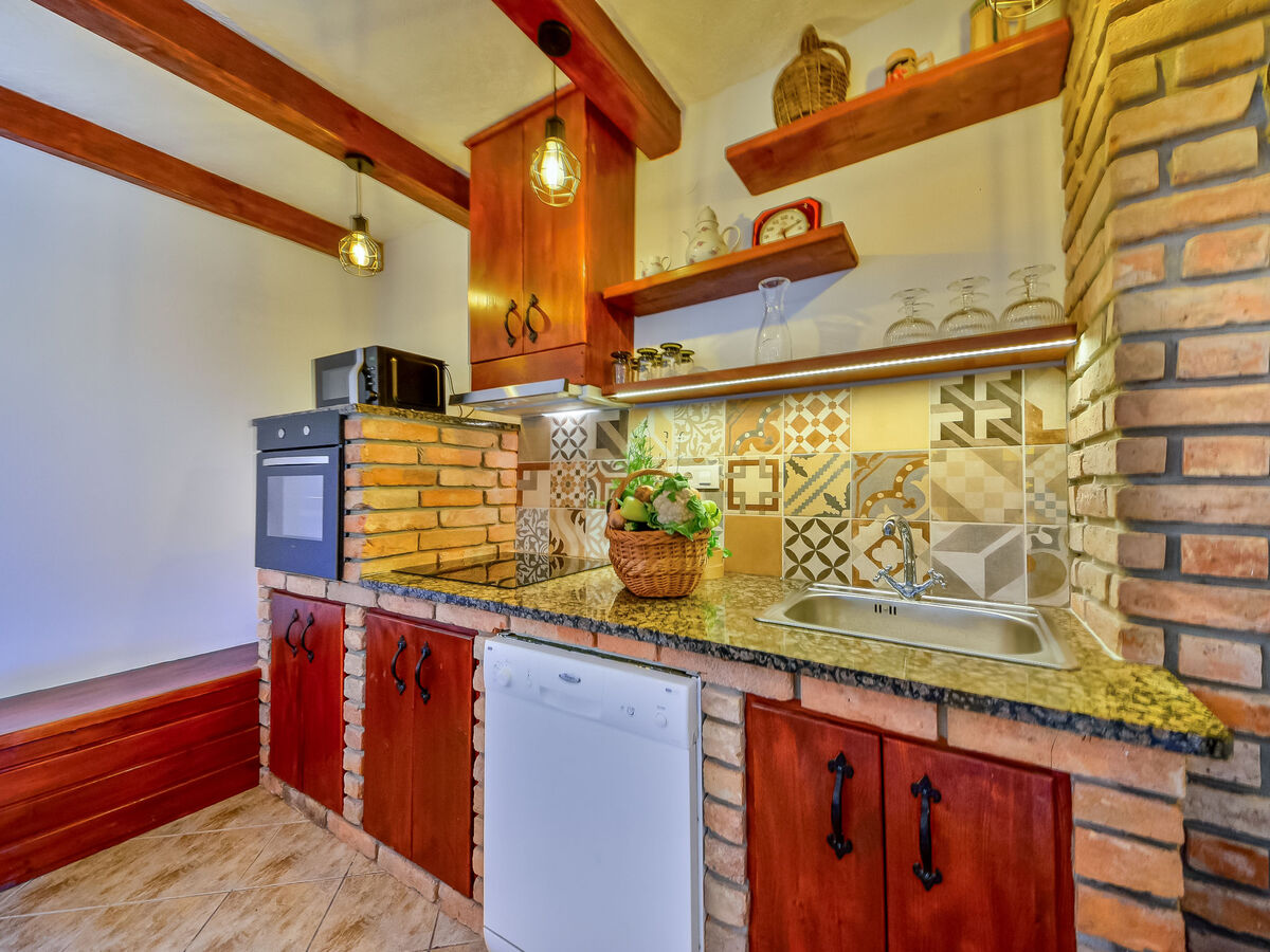 Maison Dedina srića à Crikvenica, piscine chauffée - Photo 19
