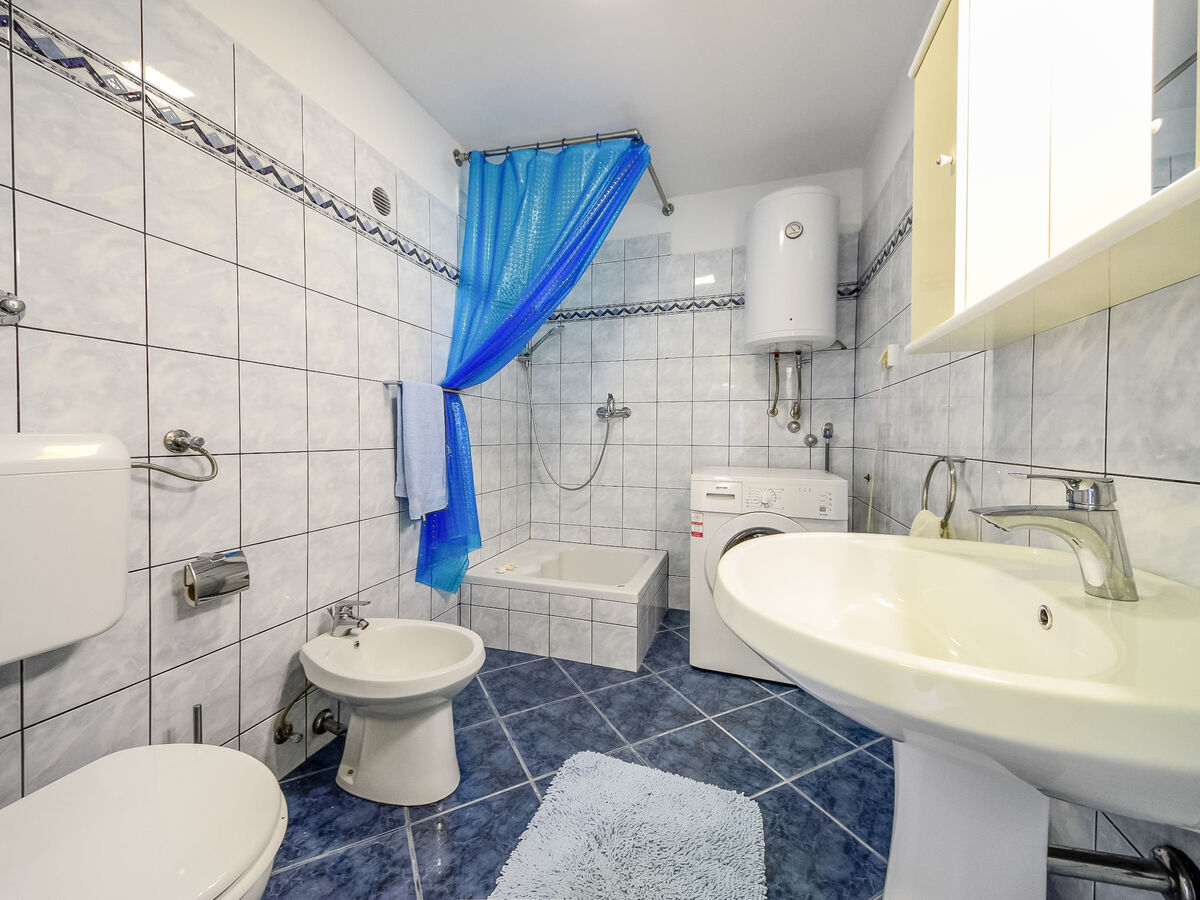 Maison Dedina srića à Crikvenica, piscine chauffée - Photo 22