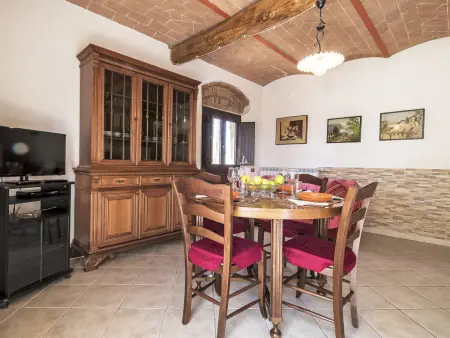 La Stalla, gîte rustique 4 pers. à Bibbona avec piscine : photo 6