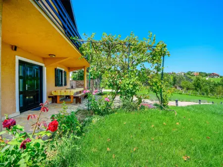Madera – Maison 6 pers. piscine privée Dugo Selo : photo 11