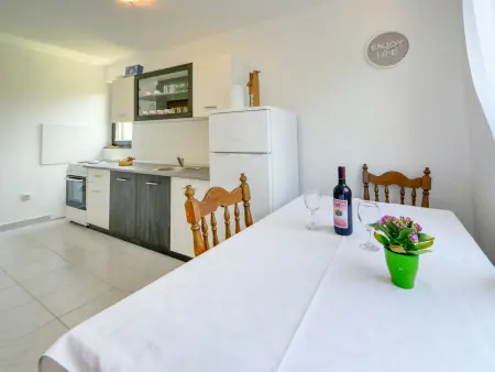 Madera – Maison 6 pers. piscine privée Dugo Selo : photo 14