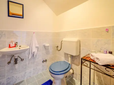 Madera – Maison 6 pers. piscine privée Dugo Selo : photo 20