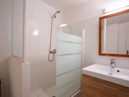 Studio 25 m² Bormes-les-Mimosas, centre village : photo 15